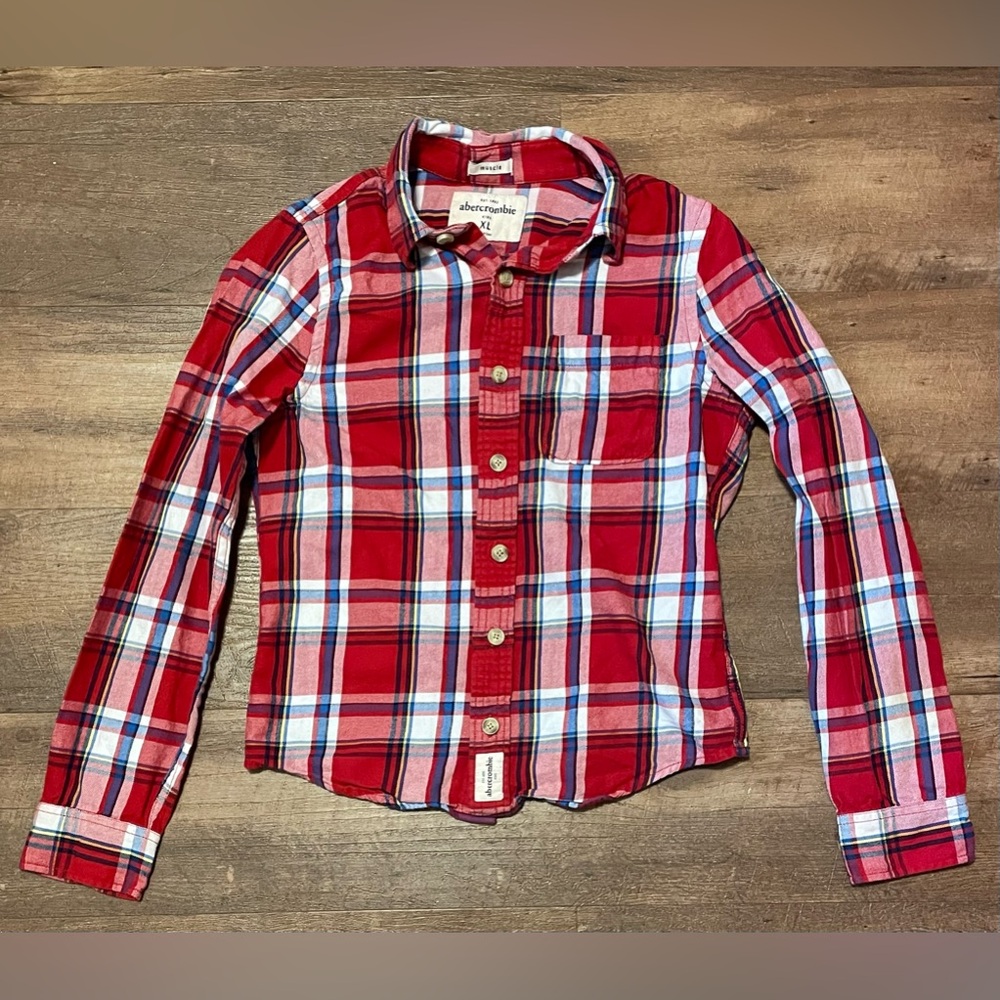 Abercrombie kids red white plate button flannel boys size XL muscle fit